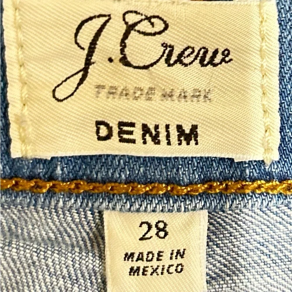J. Crew Denim mid tone blue pencil mini skirt frayed hem 5 pocket sz 28 waist